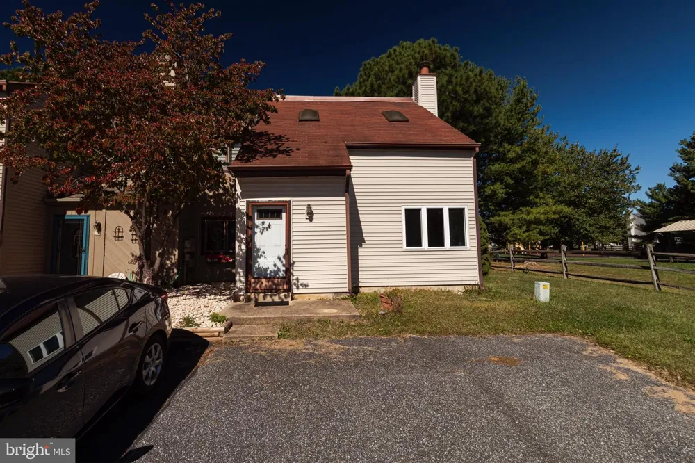 59 VALLEY CIRCLE Newark, DE 19711