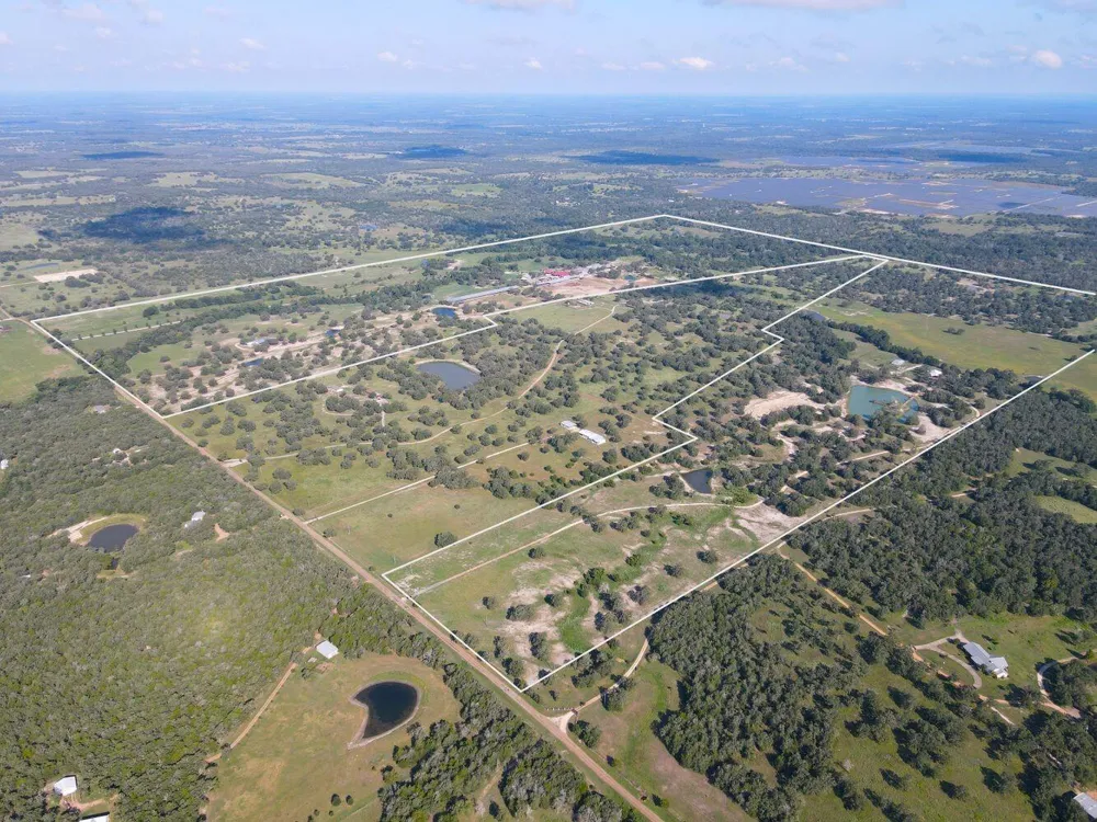 1331 E Parker Road Muldoon, TX 78949