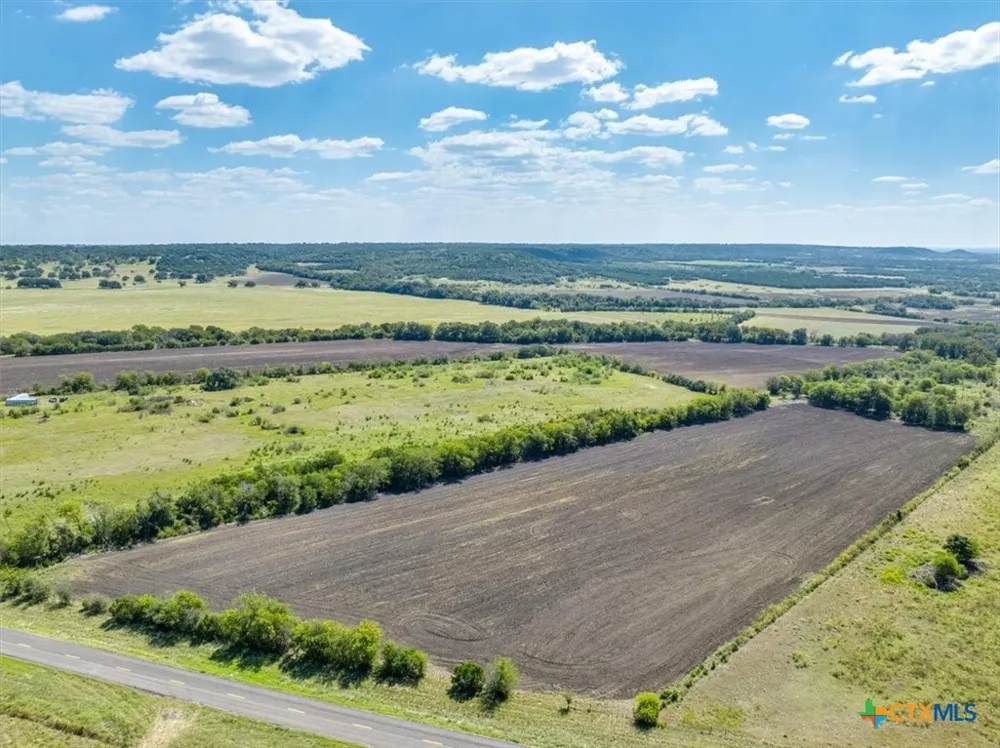 482 W Fm 217 Jonesboro, TX 76538