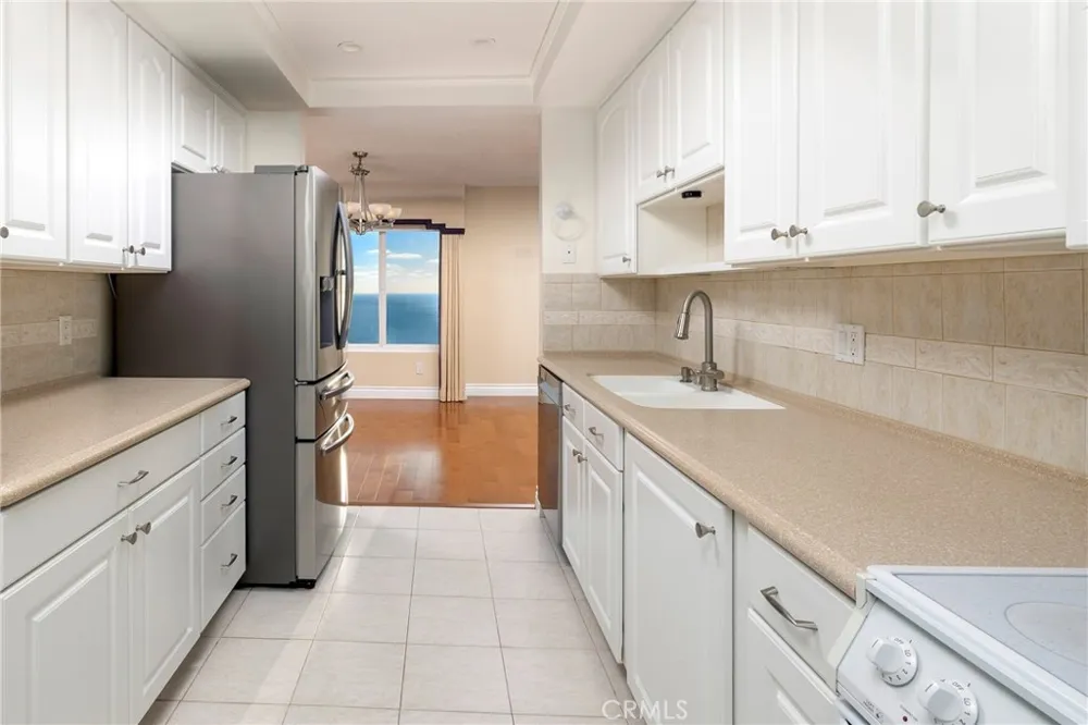 3200 La Rotonda Drive #316 Rancho Palos Verdes, CA 90275