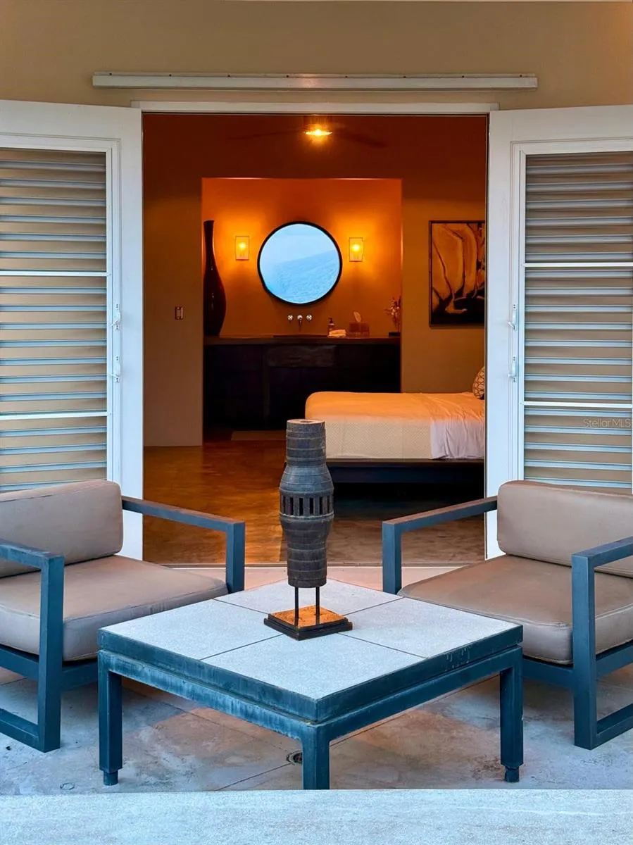 5 PUERTO REAL Vieques, PR 00765