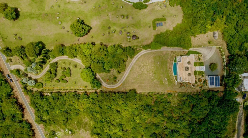 5 PUERTO REAL Vieques, PR 00765