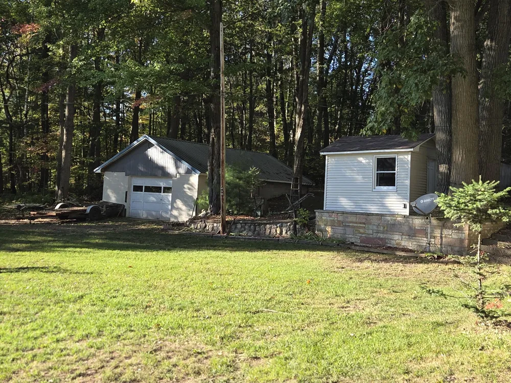 4280 Birch Drive Lake, MI 48632