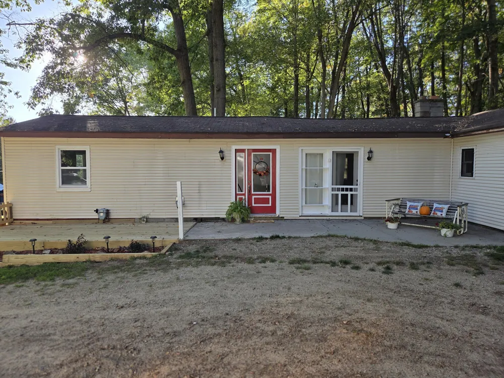 4280 Birch Drive Lake, MI 48632