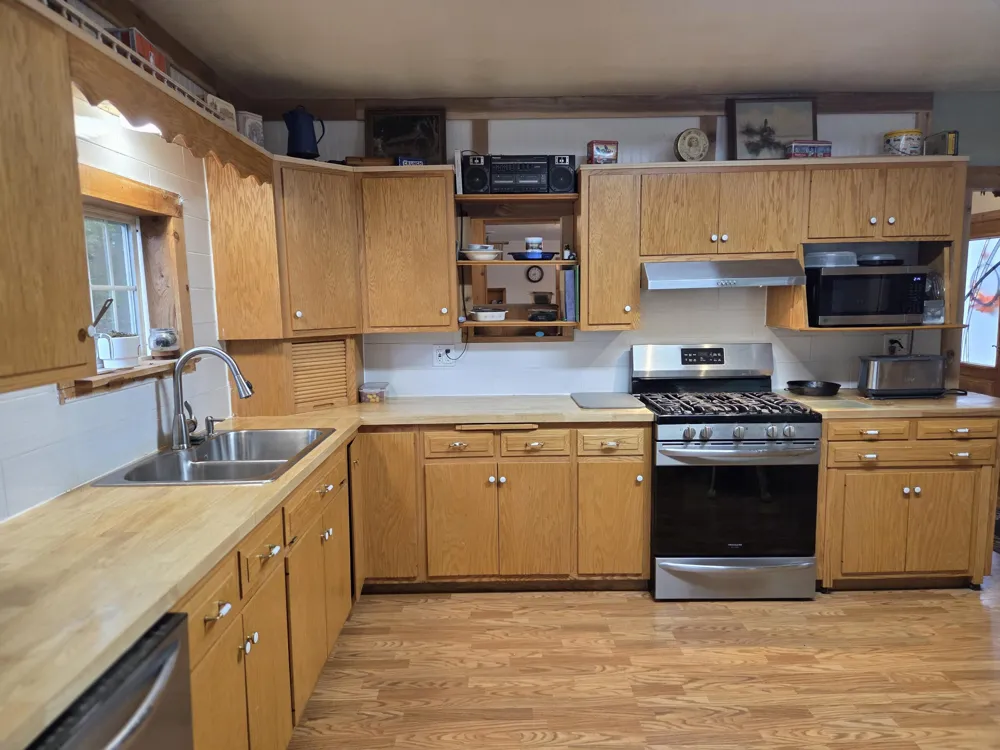 4280 Birch Drive Lake, MI 48632