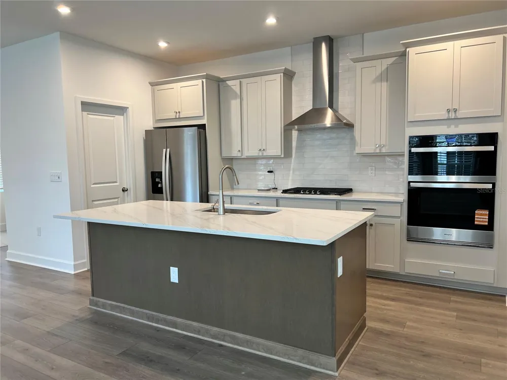 1901 SEAWALL WAY Celebration, FL 34747