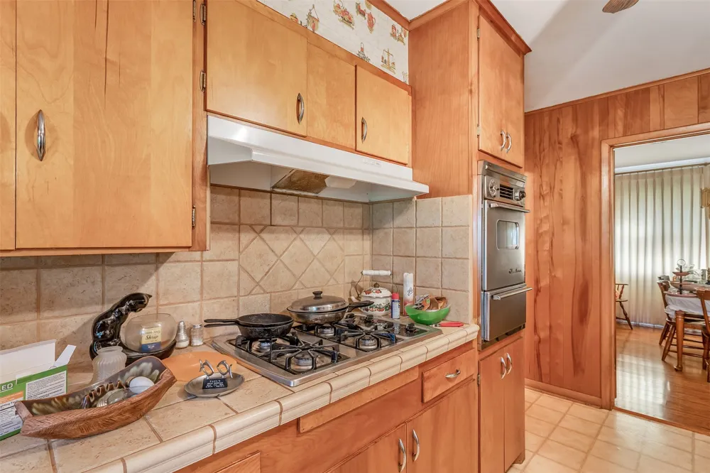 1858 S Dickinson Drive Rusk, TX 75785