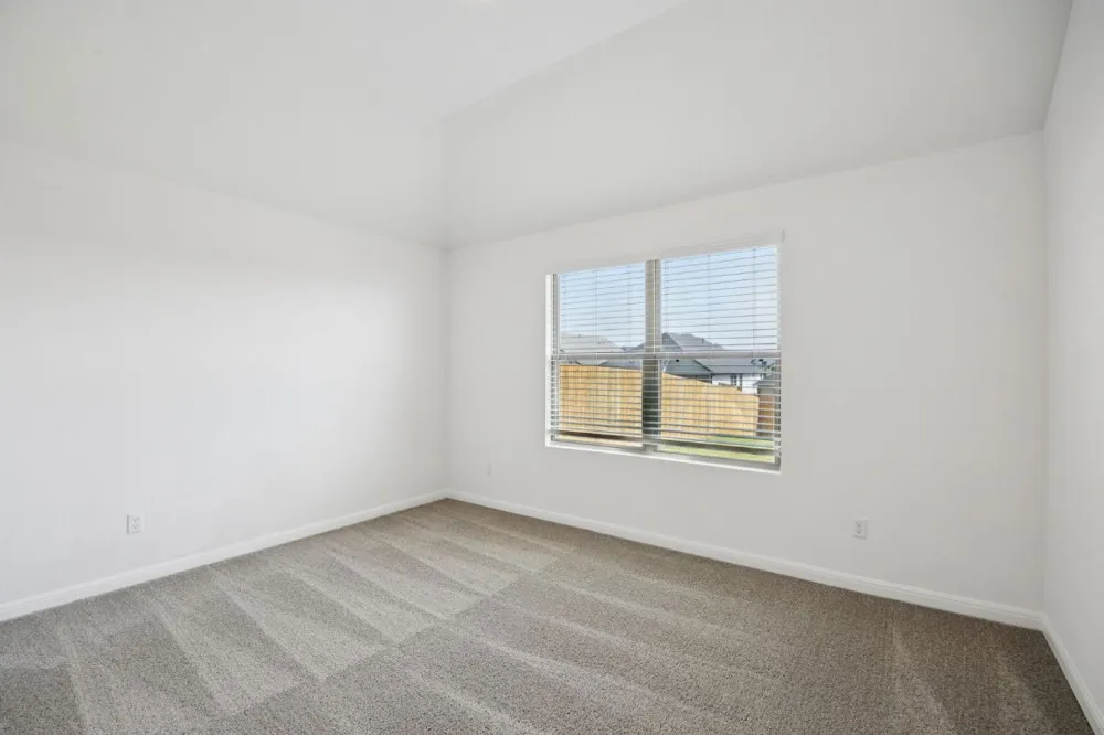 332 Bendecido Loop Elgin, TX 78621