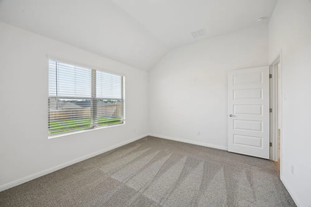 332 Bendecido Loop Elgin, TX 78621