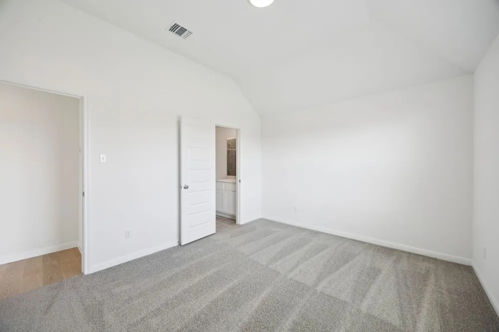 332 Bendecido Loop Elgin, TX 78621