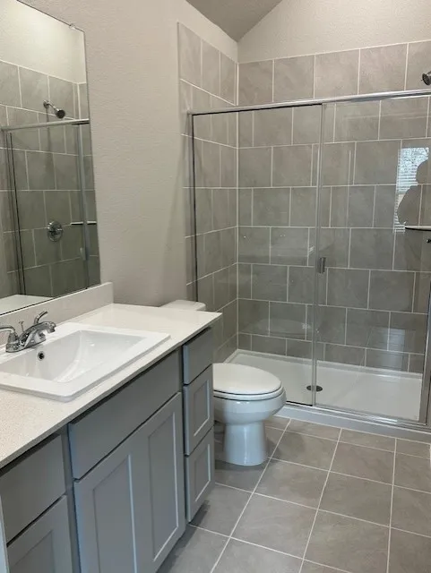 332 Bendecido Loop Elgin, TX 78621