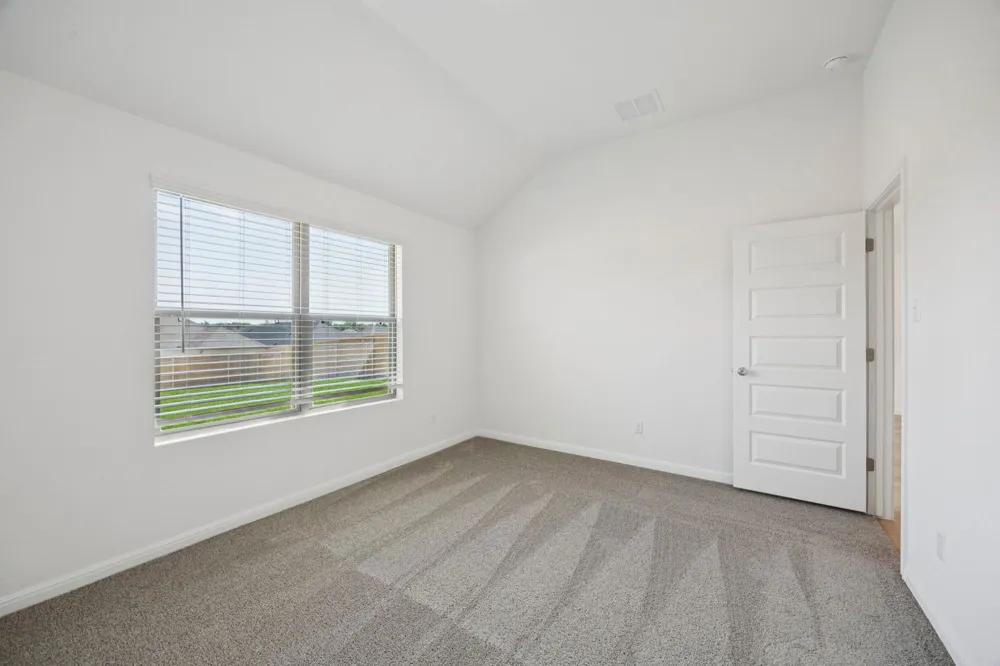 332 Bendecido Loop Elgin, TX 78621