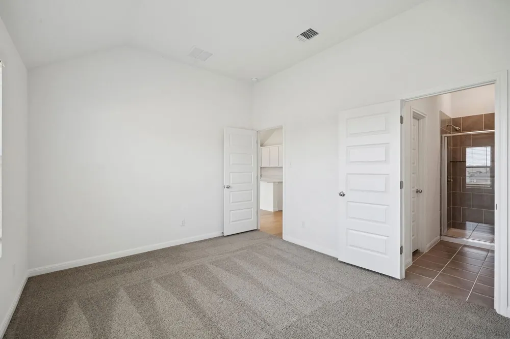 332 Bendecido Loop Elgin, TX 78621