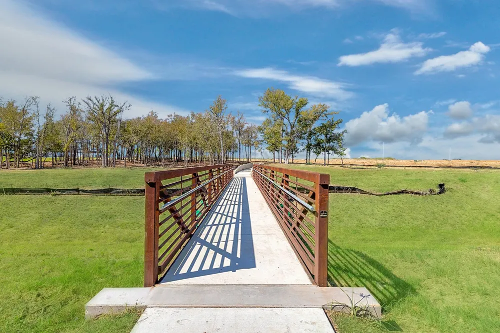 332 Bendecido Loop Elgin, TX 78621