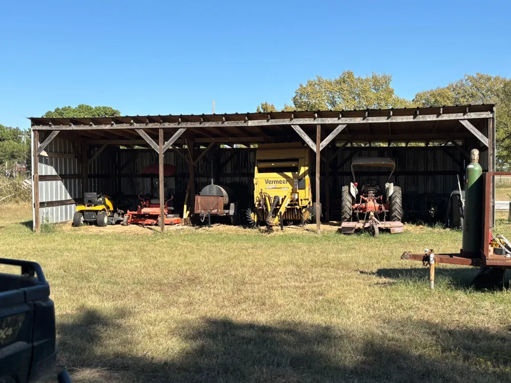 7067 State Highway 78 Bonham, TX 75418