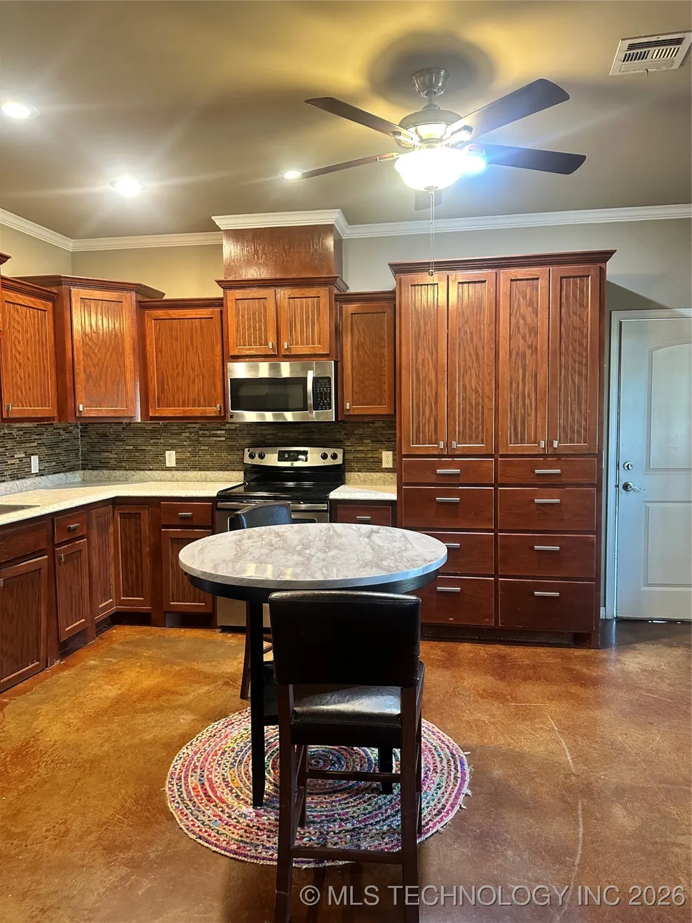 415664 E 1093 ROAD E Checotah, OK 74426
