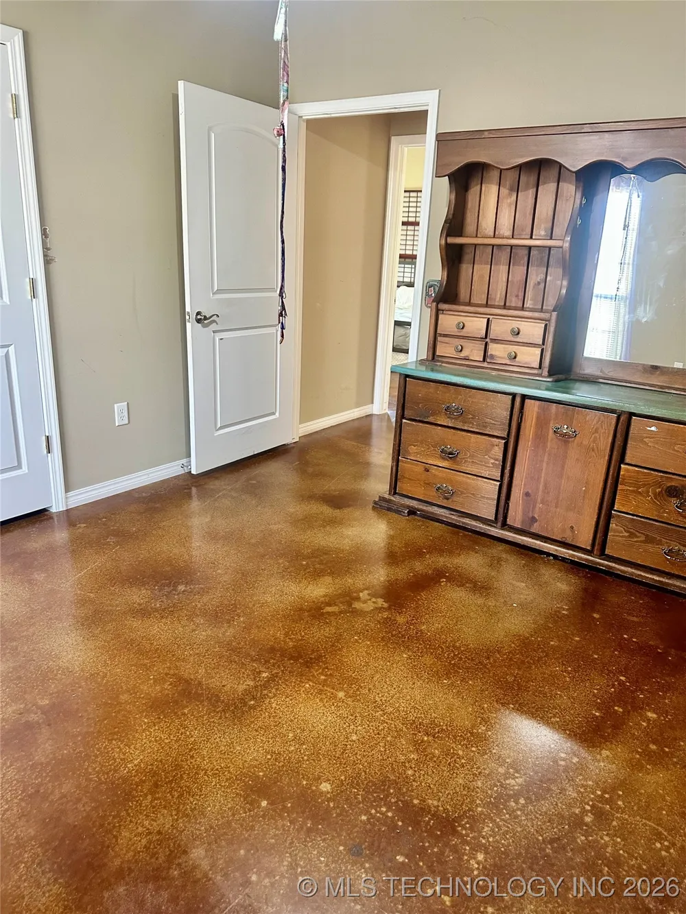 415664 E 1093 ROAD E Checotah, OK 74426