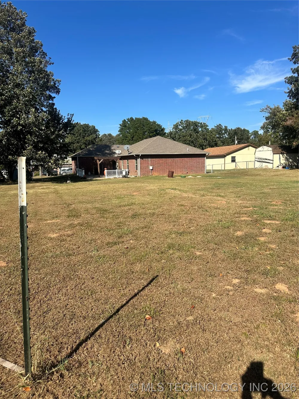 415664 E 1093 ROAD E Checotah, OK 74426