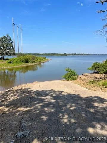 415664 E 1093 ROAD E Checotah, OK 74426