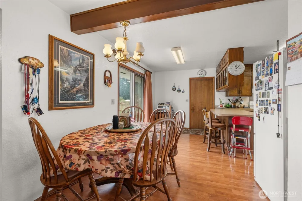 6511 203rd Avenue SW Centralia, WA 98531