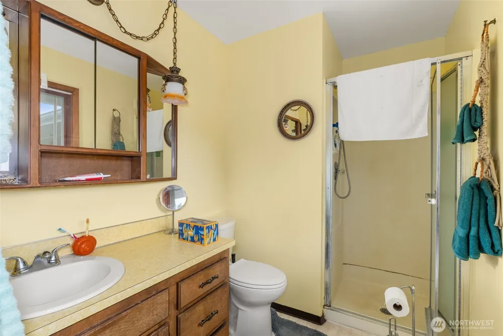 6511 203rd Avenue SW Centralia, WA 98531