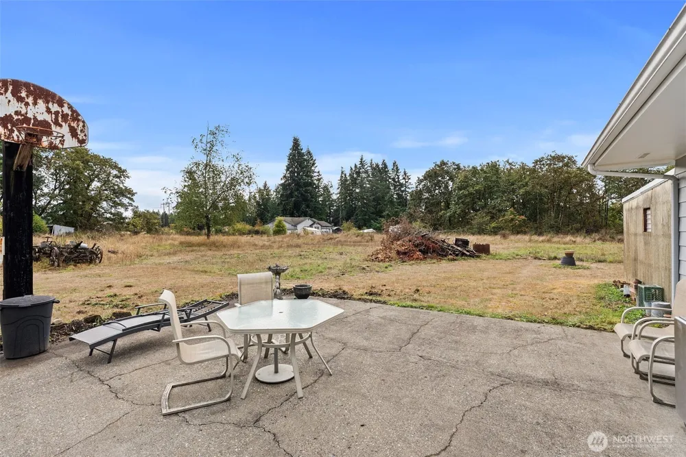 6511 203rd Avenue SW Centralia, WA 98531