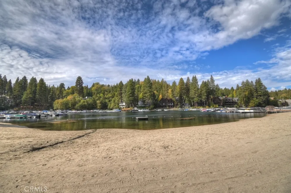 27821 Peninsula Drive #328 Lake Arrowhead, CA 92352