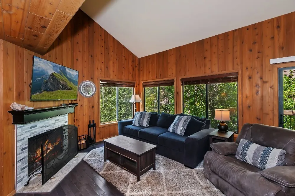 27821 Peninsula Drive #328 Lake Arrowhead, CA 92352