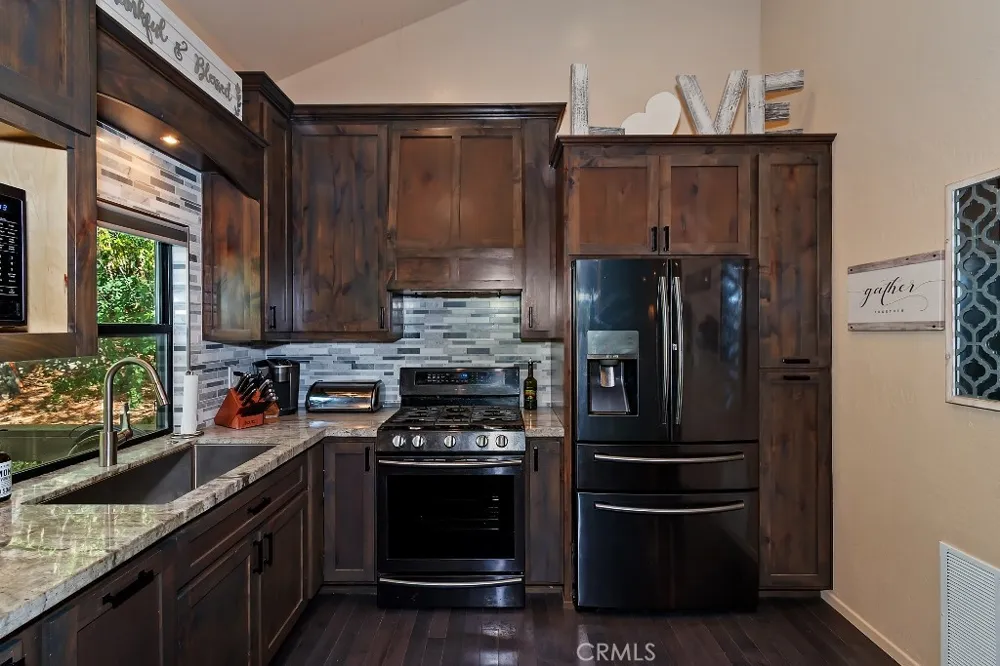 27821 Peninsula Drive #328 Lake Arrowhead, CA 92352