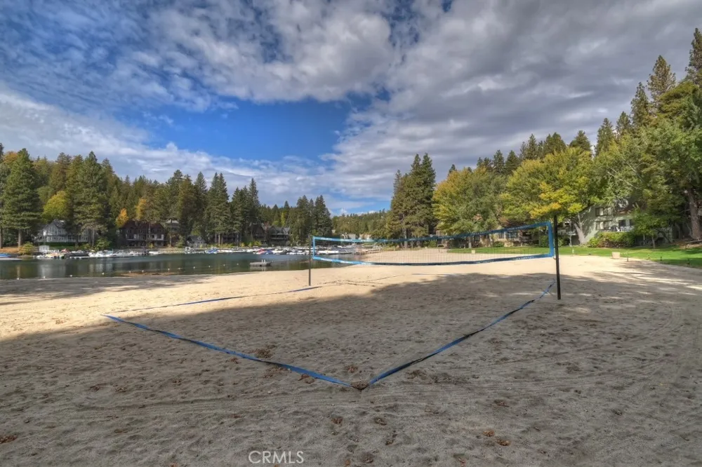27821 Peninsula Drive #328 Lake Arrowhead, CA 92352