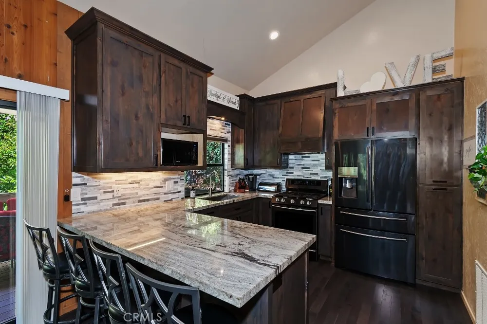 27821 Peninsula Drive #328 Lake Arrowhead, CA 92352