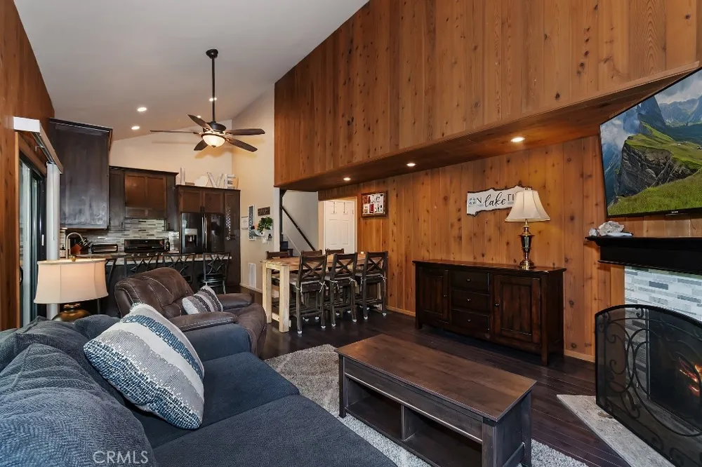 27821 Peninsula Drive #328 Lake Arrowhead, CA 92352