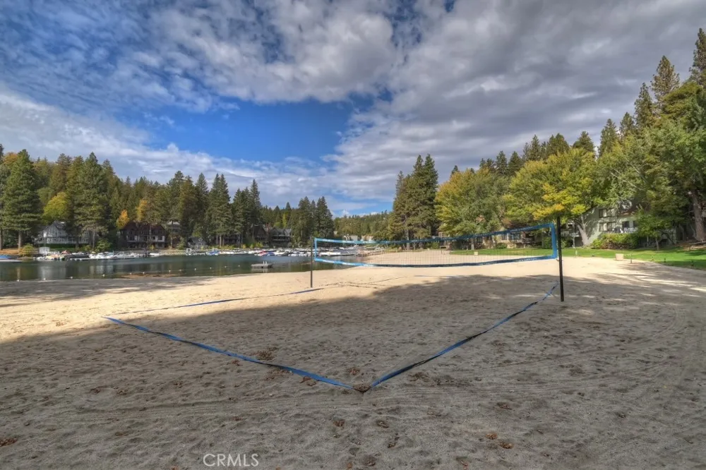 27821 Peninsula Drive #328 Lake Arrowhead, CA 92352