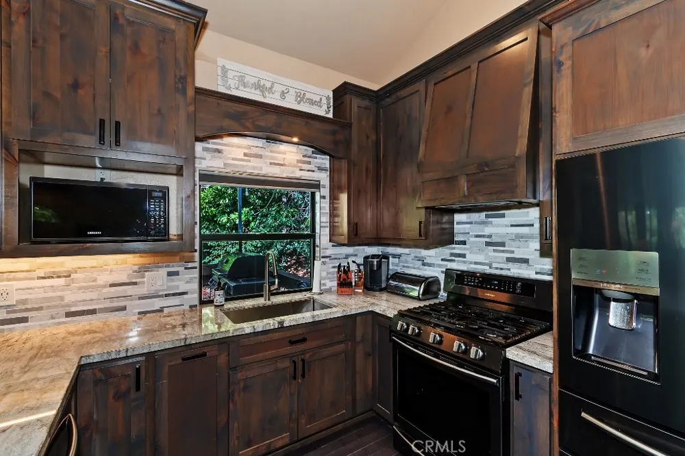 27821 Peninsula Drive #328 Lake Arrowhead, CA 92352