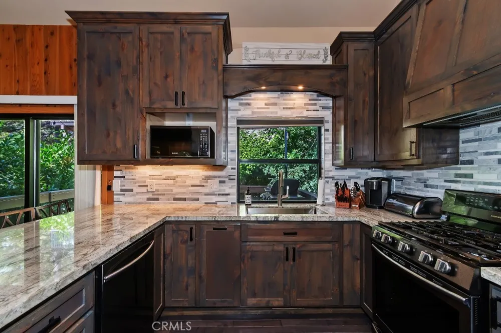 27821 Peninsula Drive #328 Lake Arrowhead, CA 92352