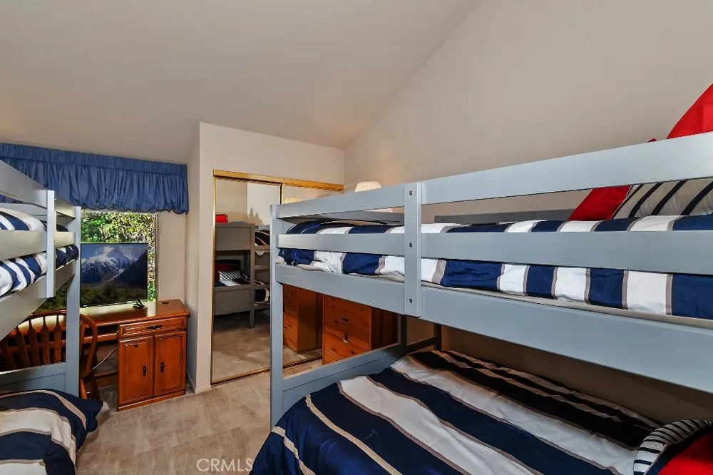 27821 Peninsula Drive #328 Lake Arrowhead, CA 92352