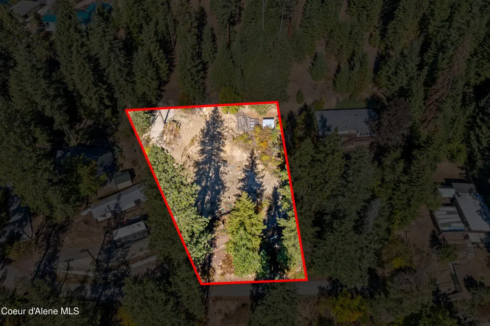 12076 Wildwood Point Road Hauser, ID 83854
