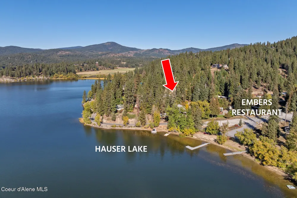 12076 Wildwood Point Road Hauser, ID 83854