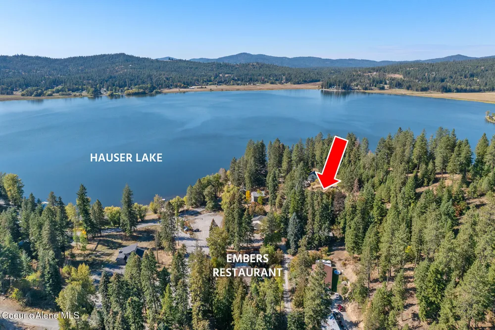 12076 Wildwood Point Road Hauser, ID 83854