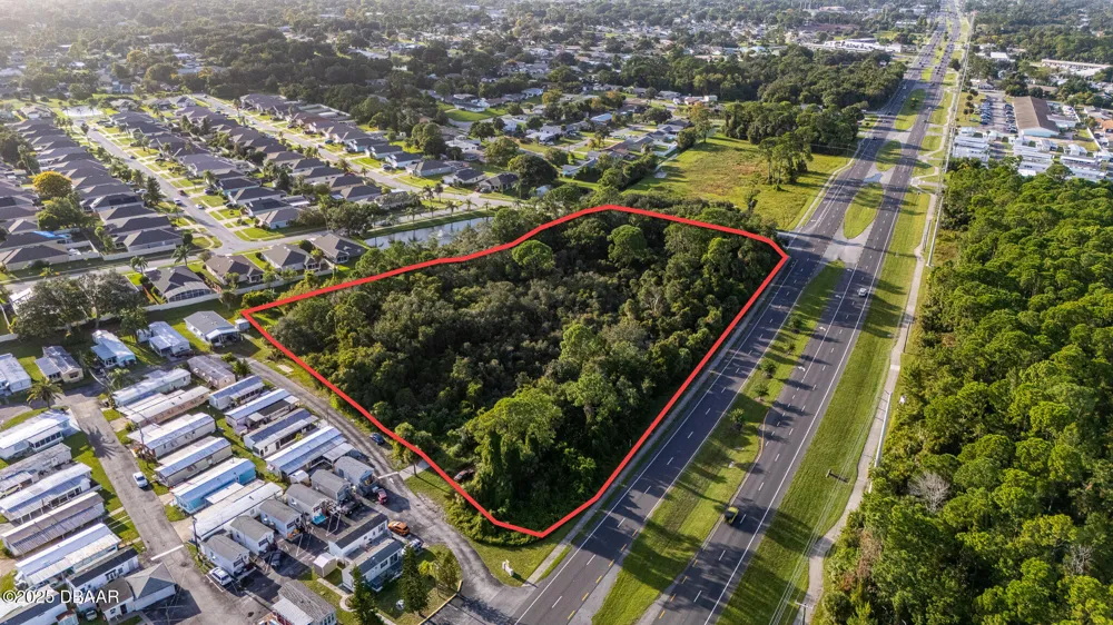 2370 S Ridgewood Avenue Edgewater, FL 32141