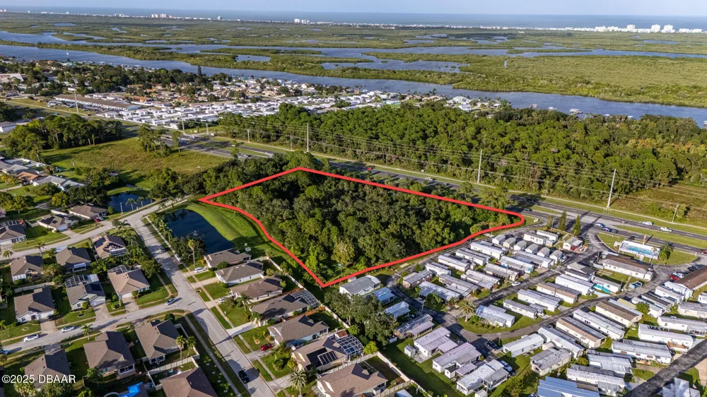 2370 S Ridgewood Avenue Edgewater, FL 32141
