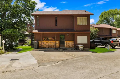 200 Fountain Lake W #116