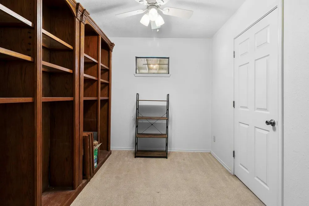 200 Fountain Lake W #116 Livingston, TX 77351