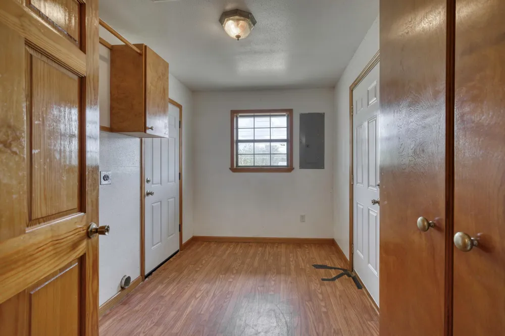 13300 Hwy 21 W Avenue North Zulch, TX 77872