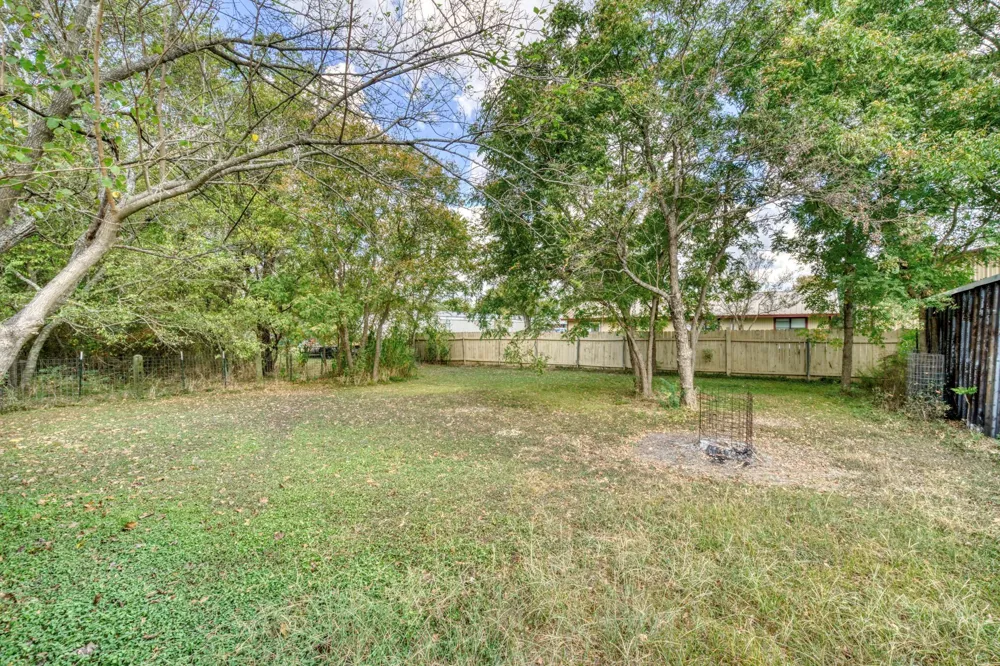 13300 Hwy 21 W Avenue North Zulch, TX 77872