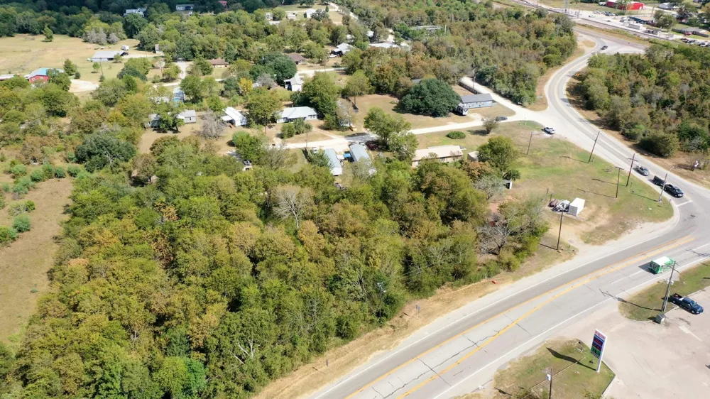 13300 Hwy 21 W Avenue North Zulch, TX 77872