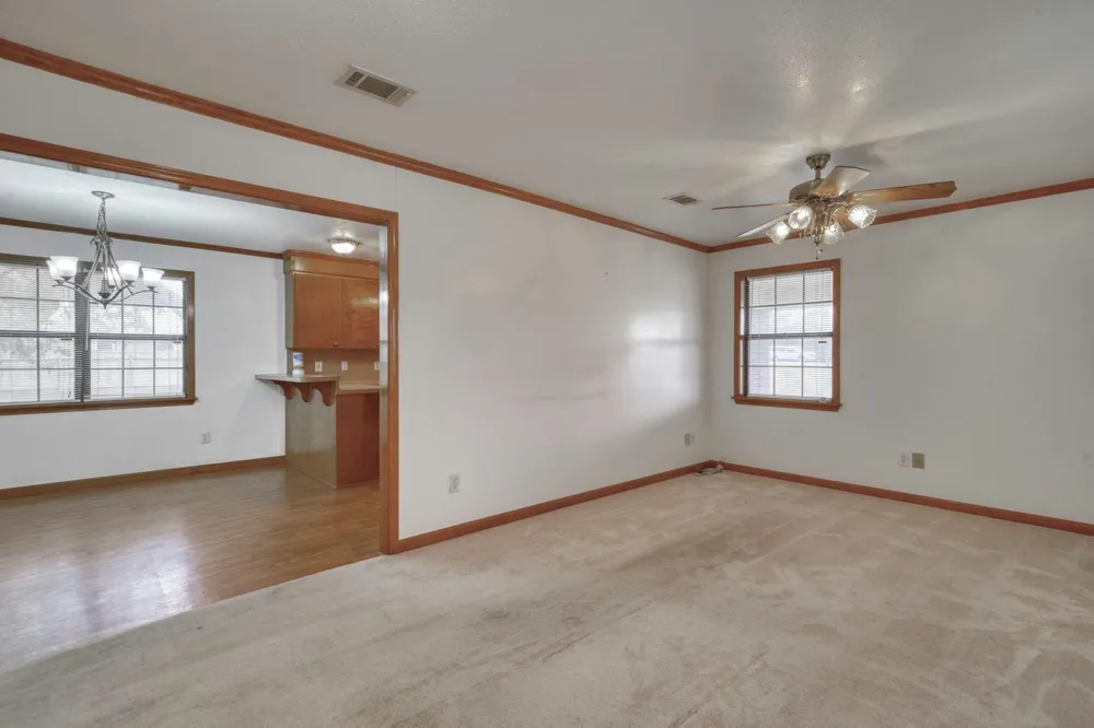 13300 Hwy 21 W Avenue North Zulch, TX 77872