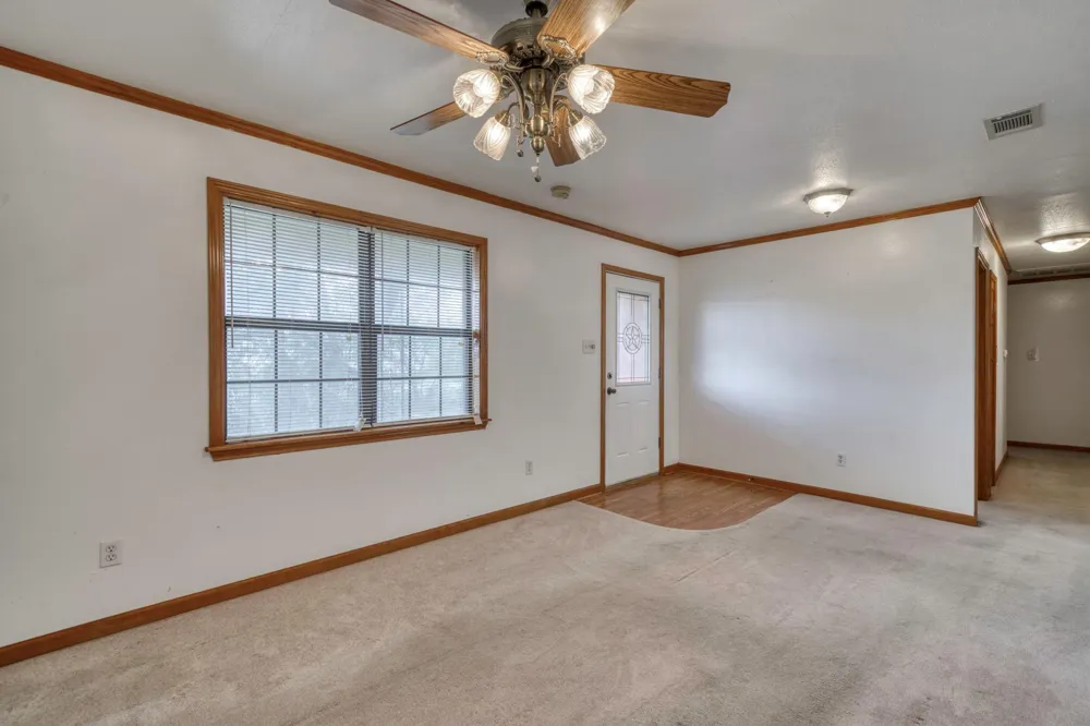 13300 Hwy 21 W Avenue North Zulch, TX 77872