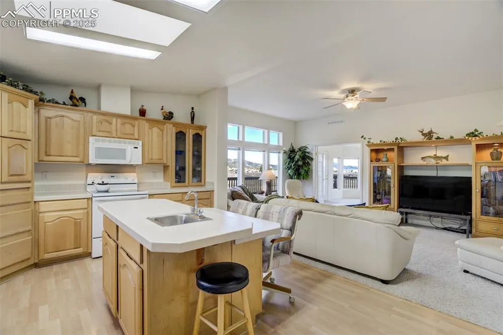 688 Tiara Drive Lake George, CO 80827