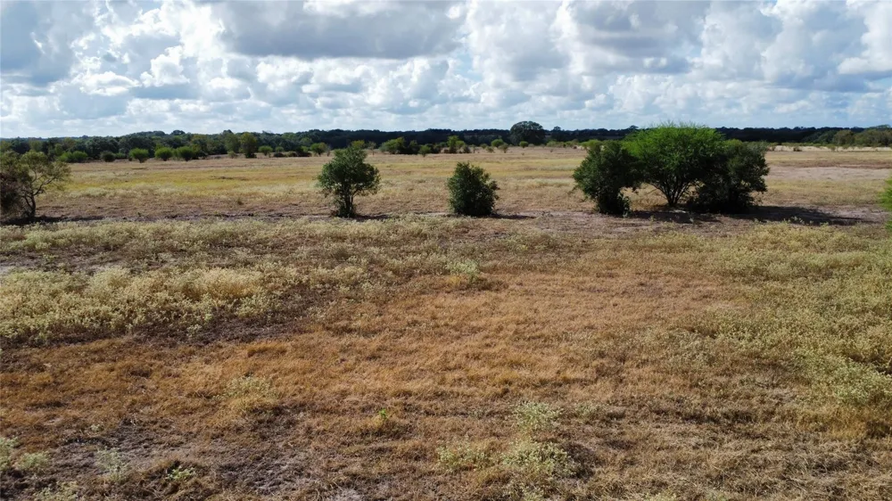 3 Farm To Market Road 532 Weimar, TX 78962